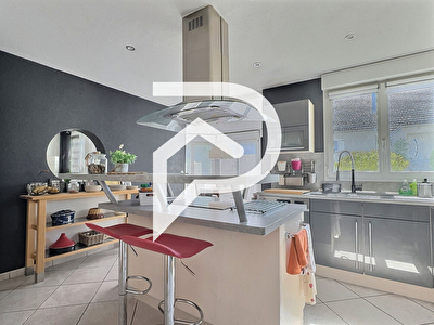 Maison Soultz Haut Rhin 7 pièce(s) 200 m2