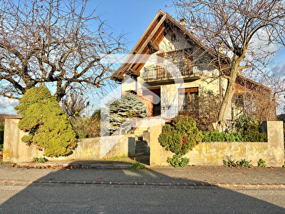 Maison Gueberschwihr 5 pièce(s) 140 m2
