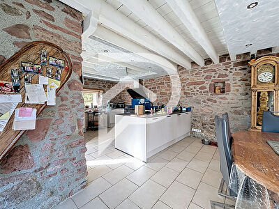 Deux maisons individuelles à Labaroche 12 pièce(s) 260 m2