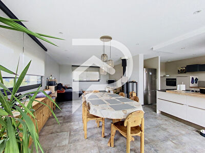 Maison contemporaine Wolfgantzen 6 pièce(s) 183 m2
