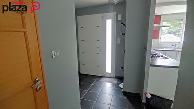 Maison Pouldreuzic 10 pièce(s) 117.67 m2