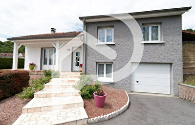 Charmante Maison 1/2 niveau de 120m2 Saulnes