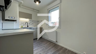 Rénové à neuf, appartement 51 m2, garage, balcon