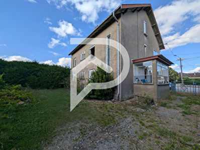MERCY-LE-BAS  -  IMMEUBLE 180 M² À RÉNOVER SUR 564 M²  -  POTENTIEL INVESTISSEUR (3 LOTS) OU PROJET FAMILIAL (BI-GÉNÉRATIONNEL)