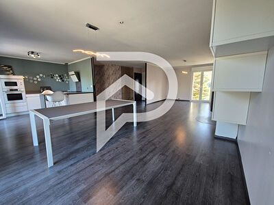 Maison Rehon 4 pièce(s) 105 m2