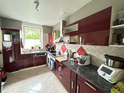Maison Rehon 6 pièce(s) 125 m2