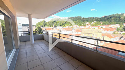 Magnifique appartement 3 pièces avec terrasse - Longwy Bas