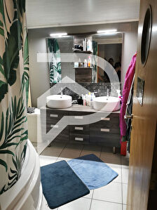 MAISON INDIVIDUELLE 124 m²  :  LONGLAVILLE