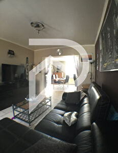 MAISON INDIVIDUELLE 124 m²  :  LONGLAVILLE
