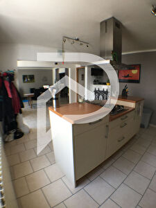MAISON INDIVIDUELLE 124 m²  :  LONGLAVILLE