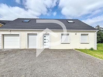 Maison neuve 4 chambres à vendre. Secteur calme et recherché