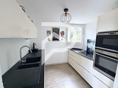DREUX CENTRE MAISON FAMILIALE 130 m² AVEC SOUS-SOL
