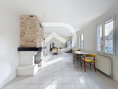 Maison à Dreux 3 chambres avec jardin