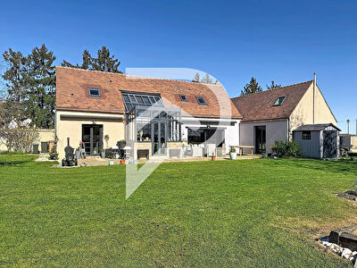 Maison 189 m² - 6 chambres - Terrain 2940 m² - DPE C - Terrasse & suite parentale