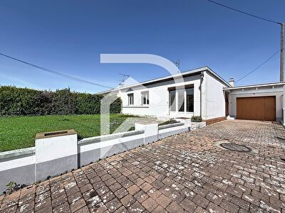 MAISON PLAIN-PIED 3 CHAMBRES - JARDIN 381 m² - GARAGE