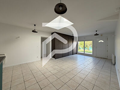 A louer Jolie maison rénovée sur Dreux 71 m2