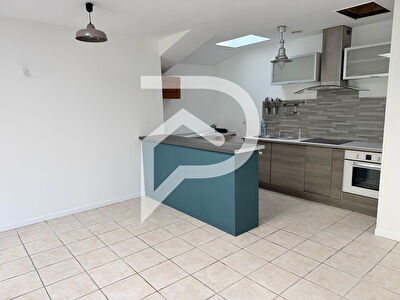 A louer Jolie maison rénovée sur Dreux 71 m2