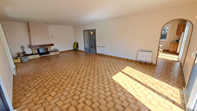 Maison de 8 pièces, 5 chambres, 220 m²