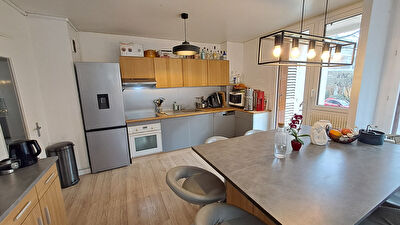 Appartement Chevreuse 5 pièce(s) 93 m2