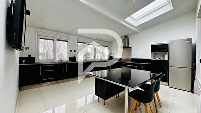 Créteil Maison 8 pièces 177 m²