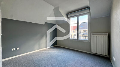 EXCLUSIVITÉ - CENTRE-VILLE - DERNIER ÉTAGE - 76 M² - 3/4 PIÈCES - BALCON - BOX VILLIERS SUR MARNE photo 5