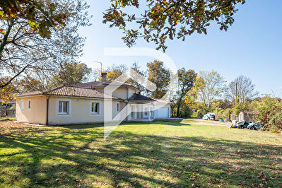 Contemporaine 4chambres et une mezzanine à 10mn de Mont de Marsan