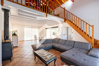 Contemporaine 4chambres et une mezzanine à 10mn de Mont de Marsan
