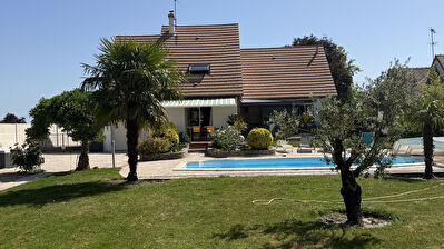 Maison Romorantin Lanthenay 8 pièce(s) 155.65 m2