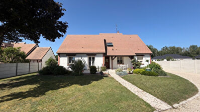 Maison Romorantin Lanthenay 8 pièce(s) 155.65 m2