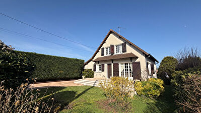 Maison Romorantin Lanthenay 6 pièce(s) 97.81 m2