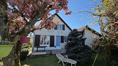 Maison Romorantin Lanthenay 6 pièce(s) 97.81 m2