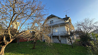 Maison Romorantin Lanthenay 7 pièce(s) 168.38 m2
