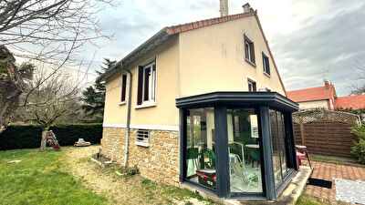 Maison Villefranche Sur Cher .