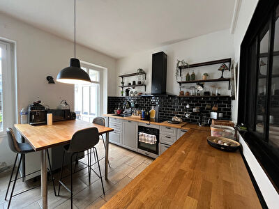 Maison Romorantin-Lanthenay 6 pièce(s) 146 m2