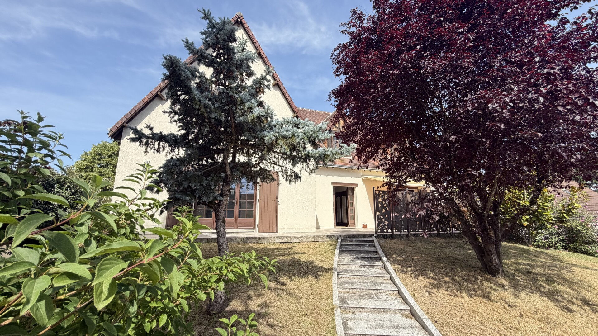 Photo du bien : Maison 10 pièces 272.91 m2