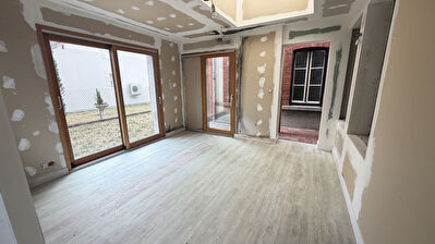 Maison Salbris 12 pièce(s) 248.15 m2