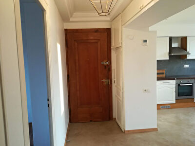A LOUER  - Appartement Divonne Les Bains - 3 pièces - 61 m2