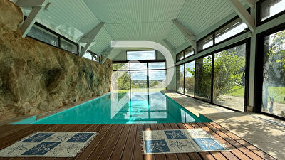 BLOIS - Maison de caractère 230 m2 piscine