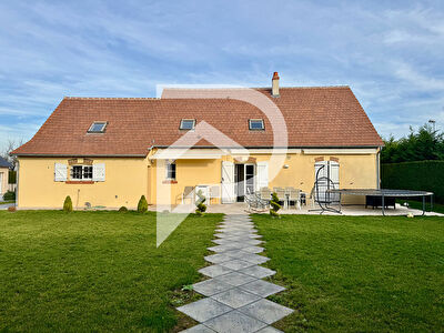 Maison Villebarou 7 pièce(s) 154 m2
