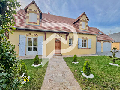 Maison Villebarou 7 pièce(s) 154 m2