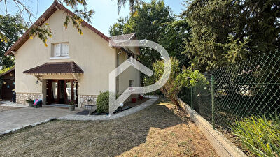 Maison Valloire Sur Cisse 5 pièce(s) 85 m2- Vue sur la Cisse