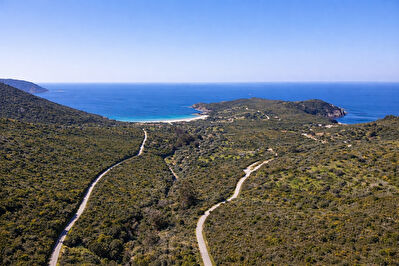 PROPRIÉTÉ D'EXCEPTION ! PLAGE D'ARONE, PIANA