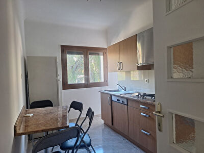 Appartement rénové quartier très recherché Ajaccio 3 pièces 62.85 m2