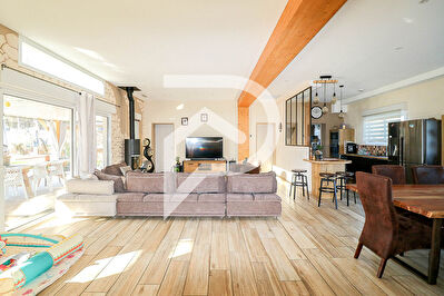 Maison Puygouzon 7 pièce(s) 203 m2