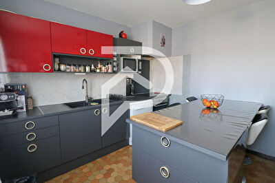 Arthes - 5 pièce(s) - 116 m²