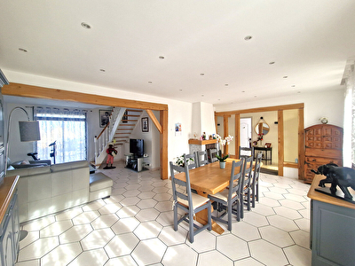 Maison Vitry Sur Seine 10 pièce(s) 210 m2