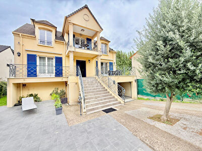 Maison Creteil 7 pièce(s) 160 m2