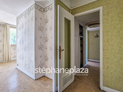 Appartement 4 pièces traversant avec balcons! Vue Seine! Choisy-le-Roi