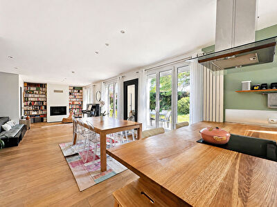 DOMAINE DE SANTENY_MAISON FAMILIALE_182 m² Carrez_IMPASSE AU CALME ABSOLU