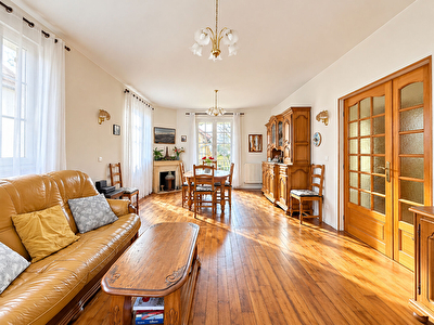 Maison 6 pièces 122 m² · à Orly · 122 m² · 470 000 €